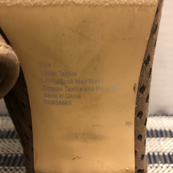 Super Cute Wedges - Picture 14 of 14